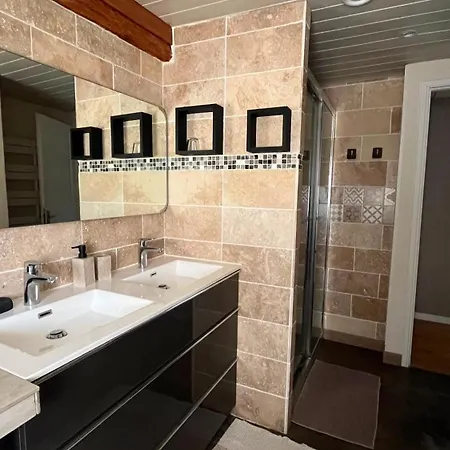 Hébergement de vacances Magnifique Maison Dans Un Hameau De Montagne
